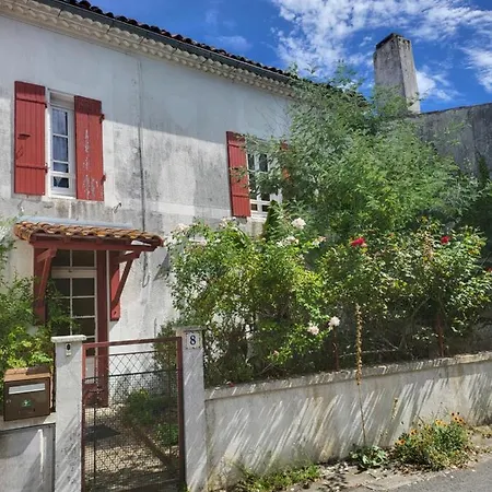 La Maison Rouge Paisible Maison De Pays Saujon Exterior photo