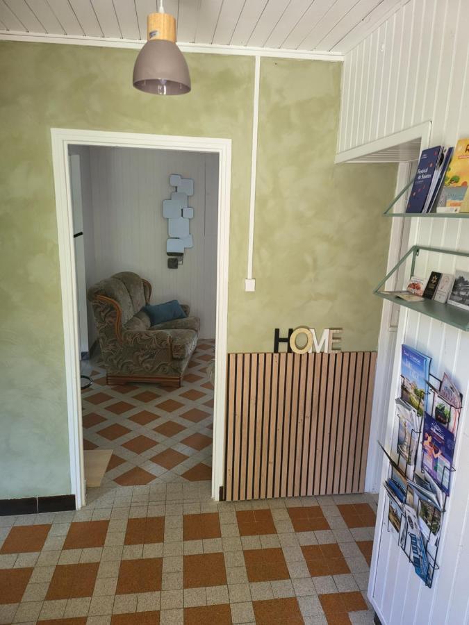 La Maison Rouge Paisible Maison De Pays Holiday home Saujon